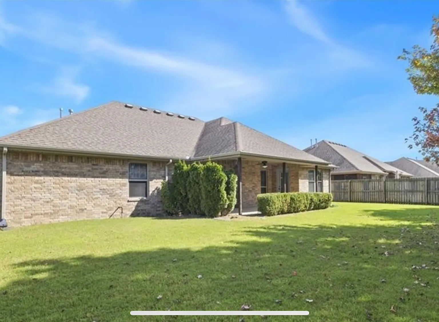 3 bed, 1862 sqft, $2,250 — Photo 4