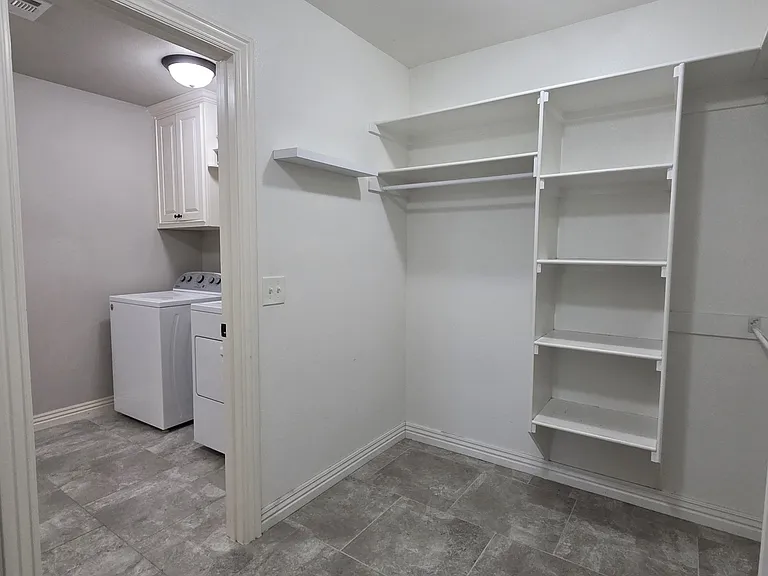 530 Joshua Pass — Photo 13
