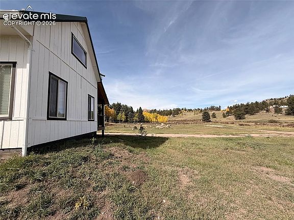 5th image of 340 Forest Ln