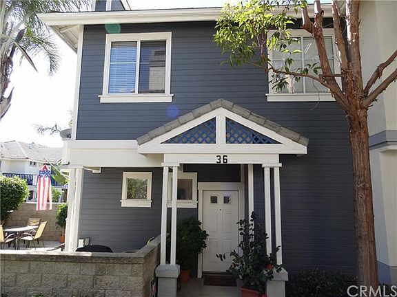 2nd image of 36 Breakers Ln