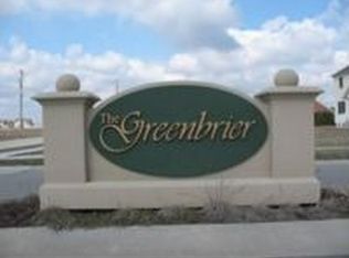 545 Greenbrier Ln, Forsyth, IL 62535