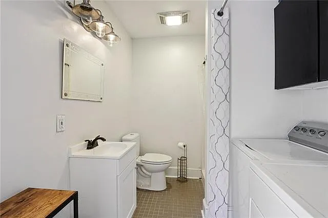 4227 Saint Ann St — Photo 10