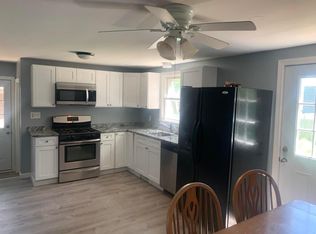 42 Cole Ave, Warwick, RI 02886