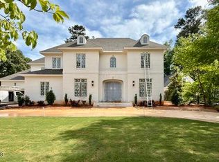 6832 Greystone Dr, Raleigh, NC 27615