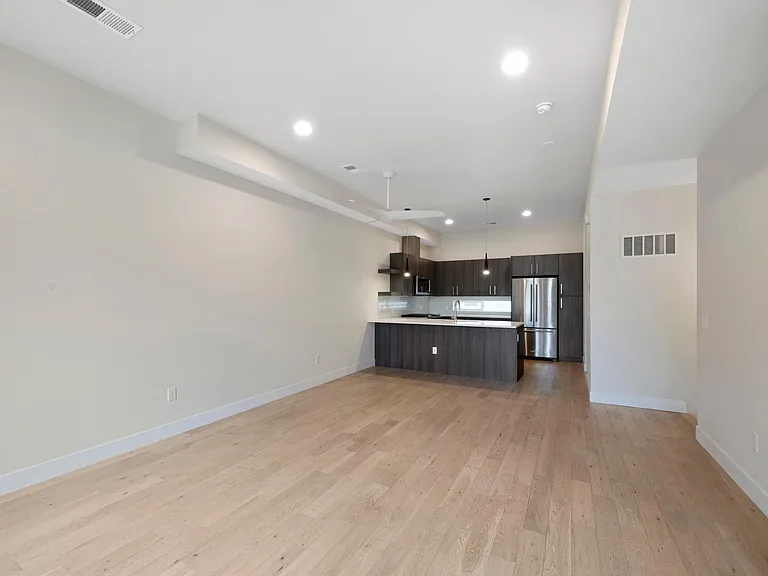 3048 Wilson Ct #2 — Photo 11