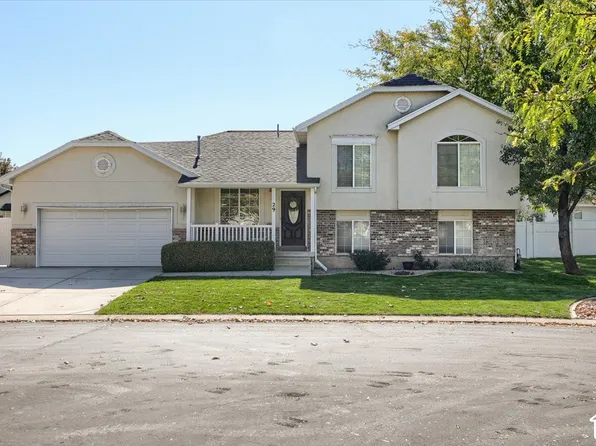 29 E Redwing Ct N, Saratoga Springs, UT 84045