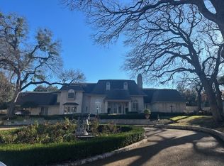 2429 Ridgewood Dr, Waco, TX 76710