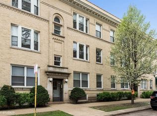 947 W Oakdale Ave APT 2E, Chicago, IL 60657