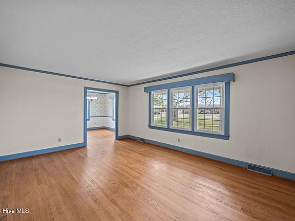 4th image of 2212 Longleaf Pine Drive