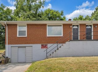 513 Ruddell Rd, Vinton, VA 24179