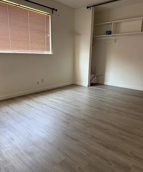 8363 Deville Oaks Way — Photo 6