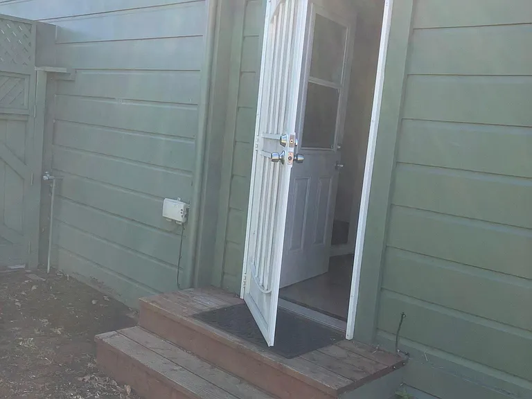 411 Cedar St #D — Photo 6