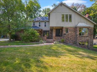 6700 Pinehurst Dr, Evansville, IN 47711