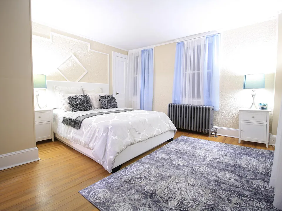 36 Liberty St #2W