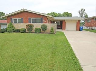 7211 Rockspring Dr, Saint Louis, MO 63123