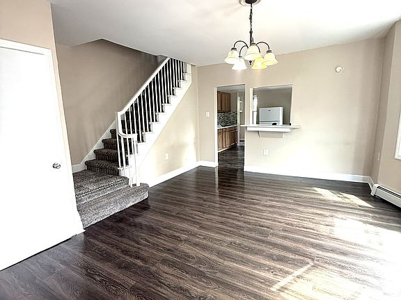 2nd image of 68 Hillside St