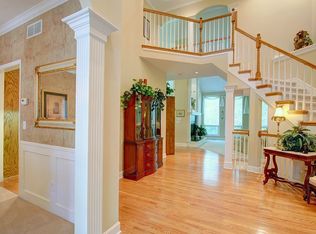 5709 NE Quartz Cir, Lees Summit, MO 64064