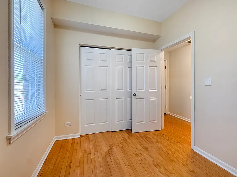 3245 N Lawndale Ave #2 — Photo 11