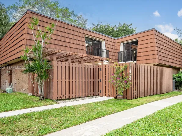 11920 SW 9th Mnr, Davie, FL 33325
