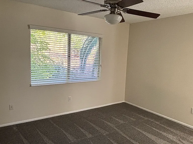 4231 Vista Del Rio Way #4 — Photo 19