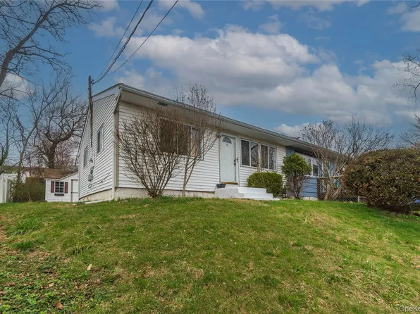 43 Lafayette Drive, New Windsor, NY 12553