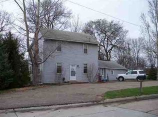 901 N 3rd St, Norfolk, NE 68701