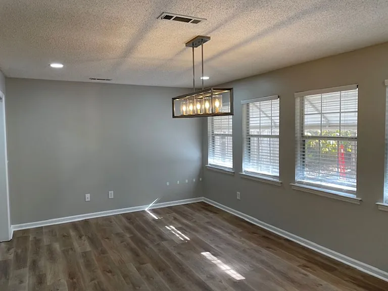 2120 Henderson Dr — Photo 1