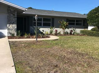 2130 Mangrum Dr, Dunedin, FL 34698