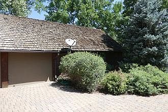Enter garage with auto garage door opener, and enter the kitchen from side door.