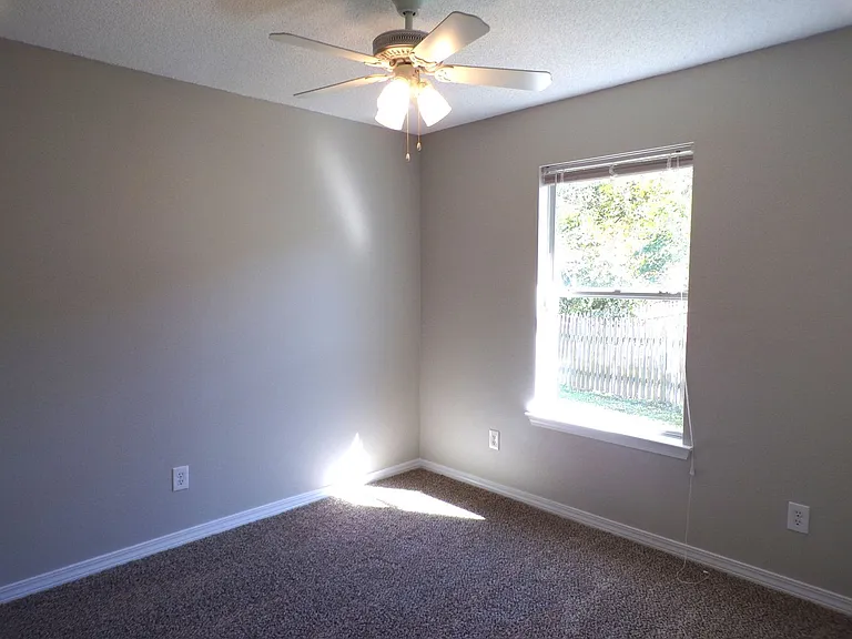 10608 Wilderness Ln — Photo 9