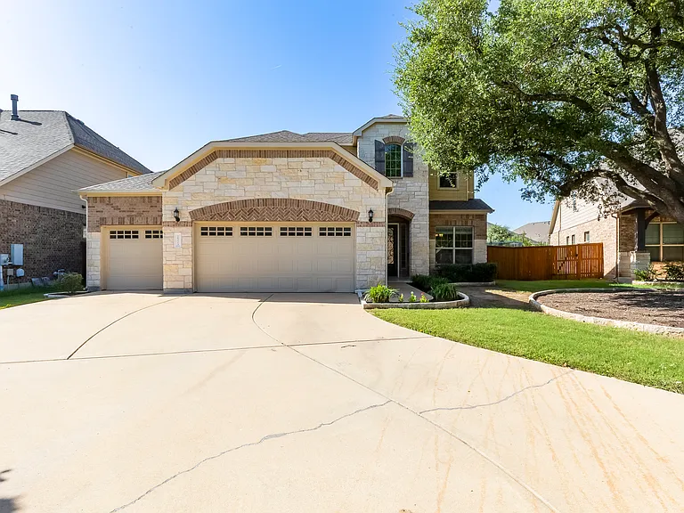 16009 Jeffs Ln — Photo 1