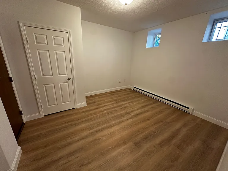 111 Norway St #B2 — Photo 5