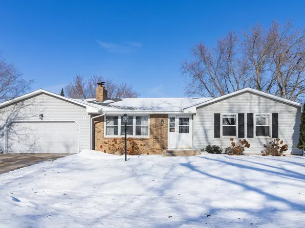 7064 Glenross Rd, Woodbury, MN 55125