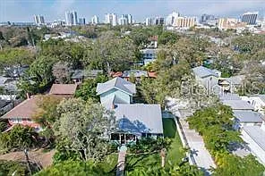 324 Julia Pl — Photo 48