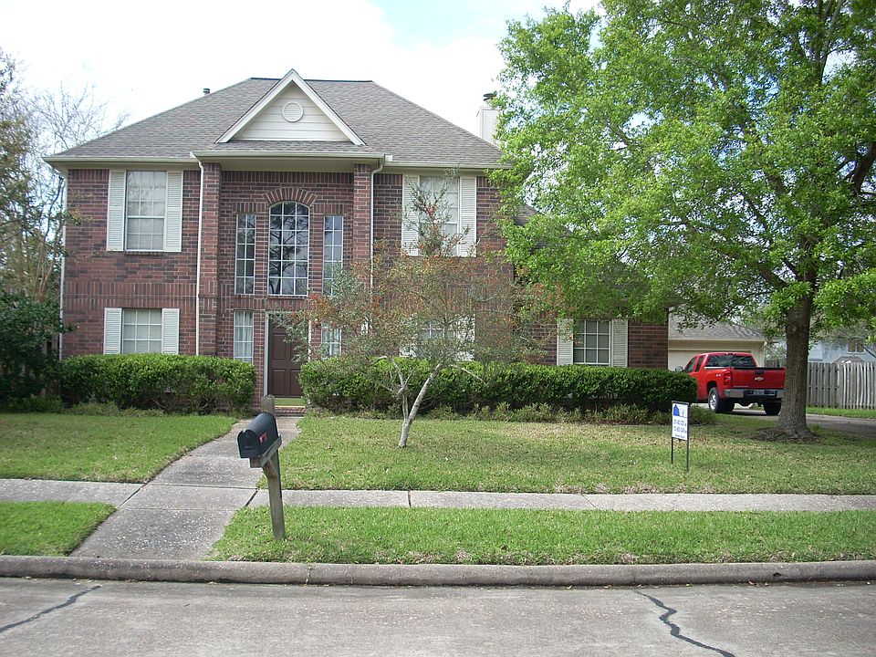 1st image of 1403 Piney Woods Dr