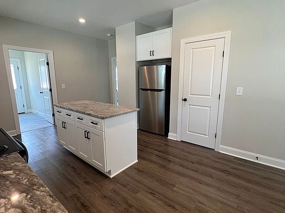 5th image of 4308 Peachtree Ave