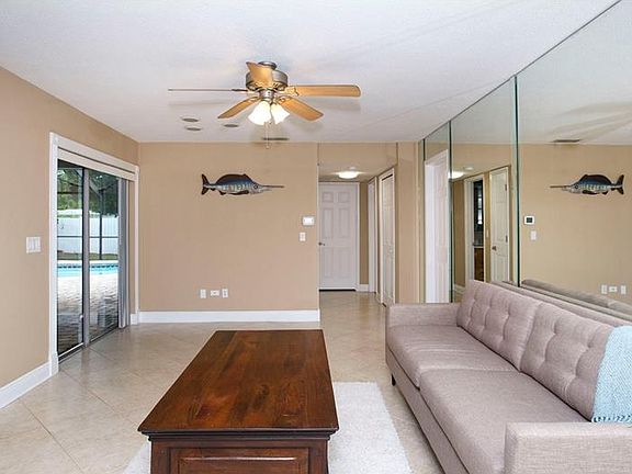 4th image of 8990 Merrimoor Blvd