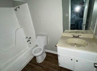 Feemster Lake Apartments, Tupelo, MS 38801