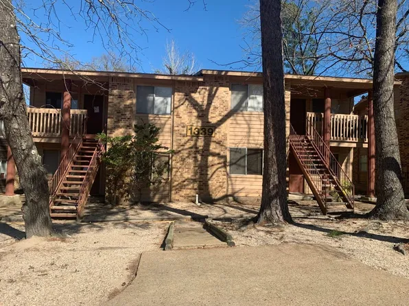 1337 Windsor St #D4, Huntsville, TX 77340