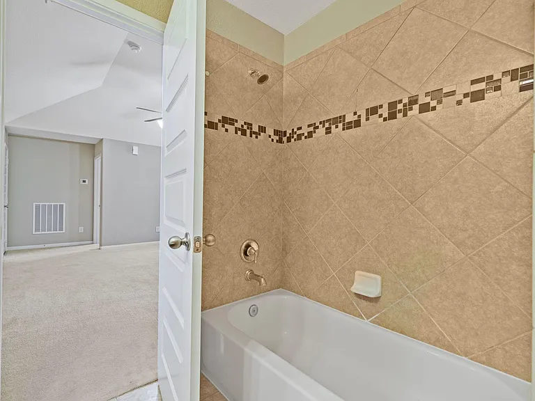 22523 Birch Ridge Meadow Dr — Photo 32