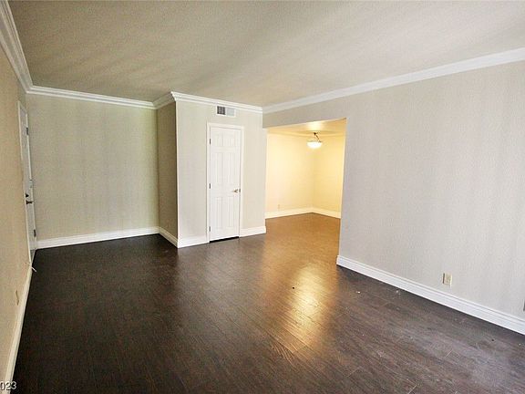 4th image of 5081 River Glen Dr Unit 127