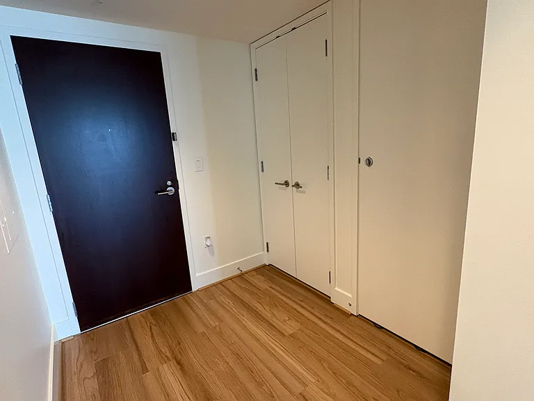 820 Blanchard St #1606 — Photo 32