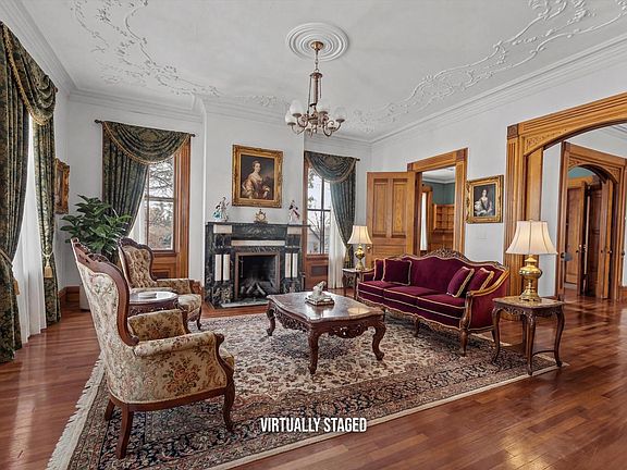 4th image of 507 Washington COURT