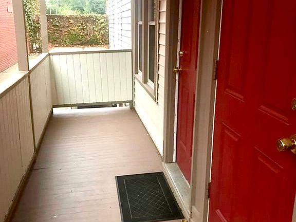 2nd image of 4119 Howlett Ave APT 2