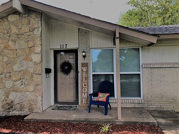 3rd image of 117 N Briarcrest Dr