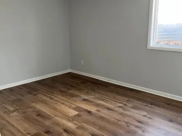 64 Charter Dr #10B — Photo 4