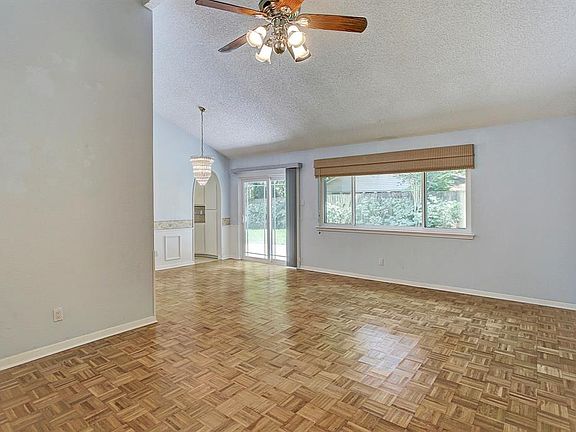 4th image of 16203 Brookford Ct