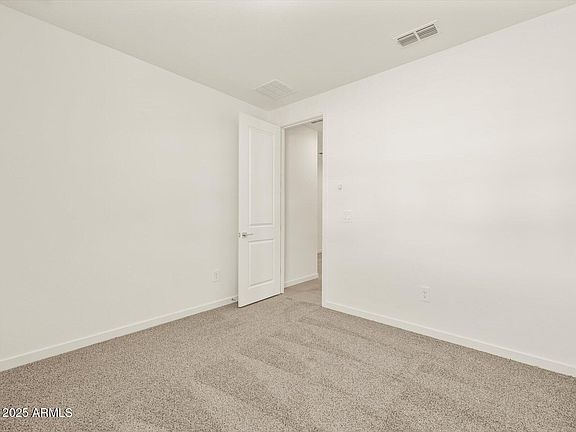 5th image of 37073 W LA PAZ Street