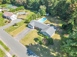 141 Green Hill Rd, Longmeadow, MA 01106