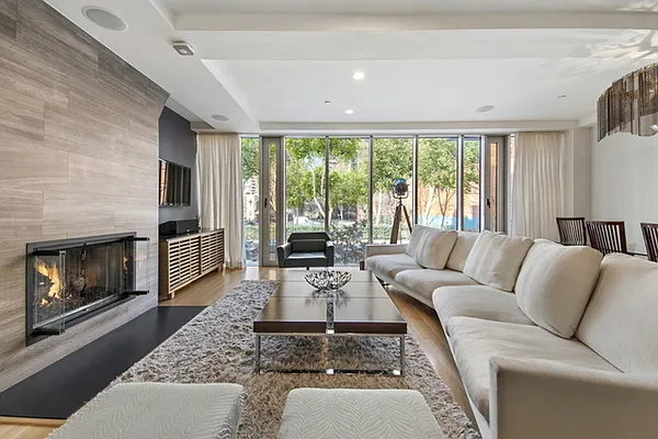 Sold by Compass | media 1